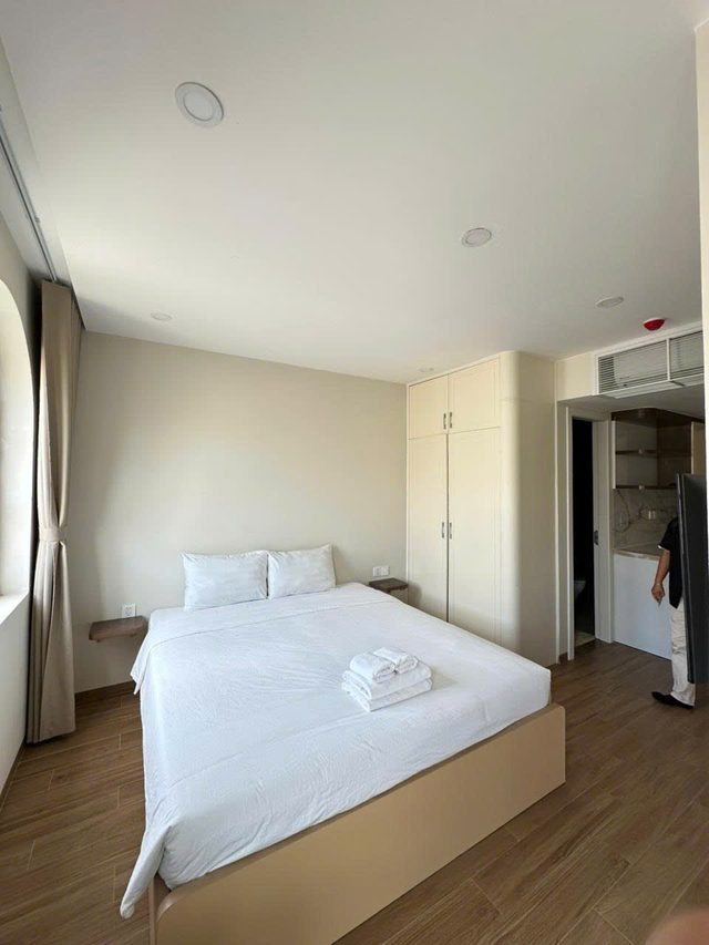 Cozy one-bedroom apartments with arched windows and soft lighting on Phu Quoc №1444