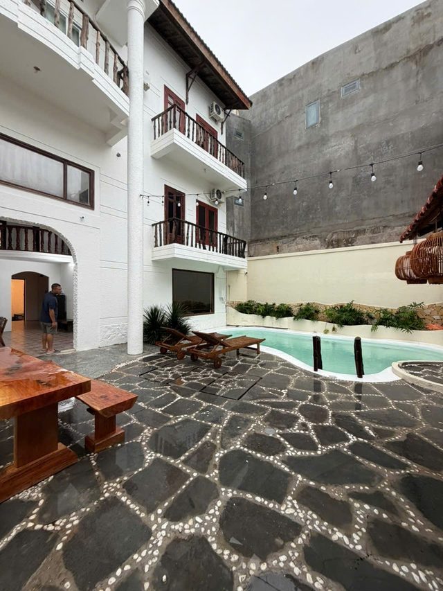 Comfortable 3-bedroom beachfront villa in Mui Ne №1852