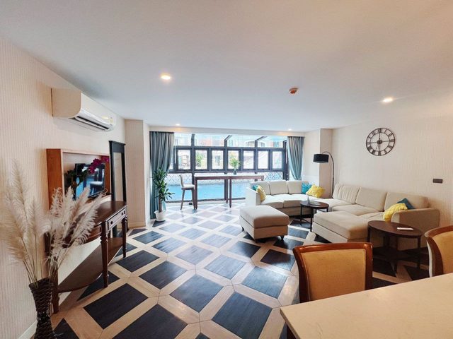 Stylish two‑bedroom apartments with a pool in Pattaya №2018
